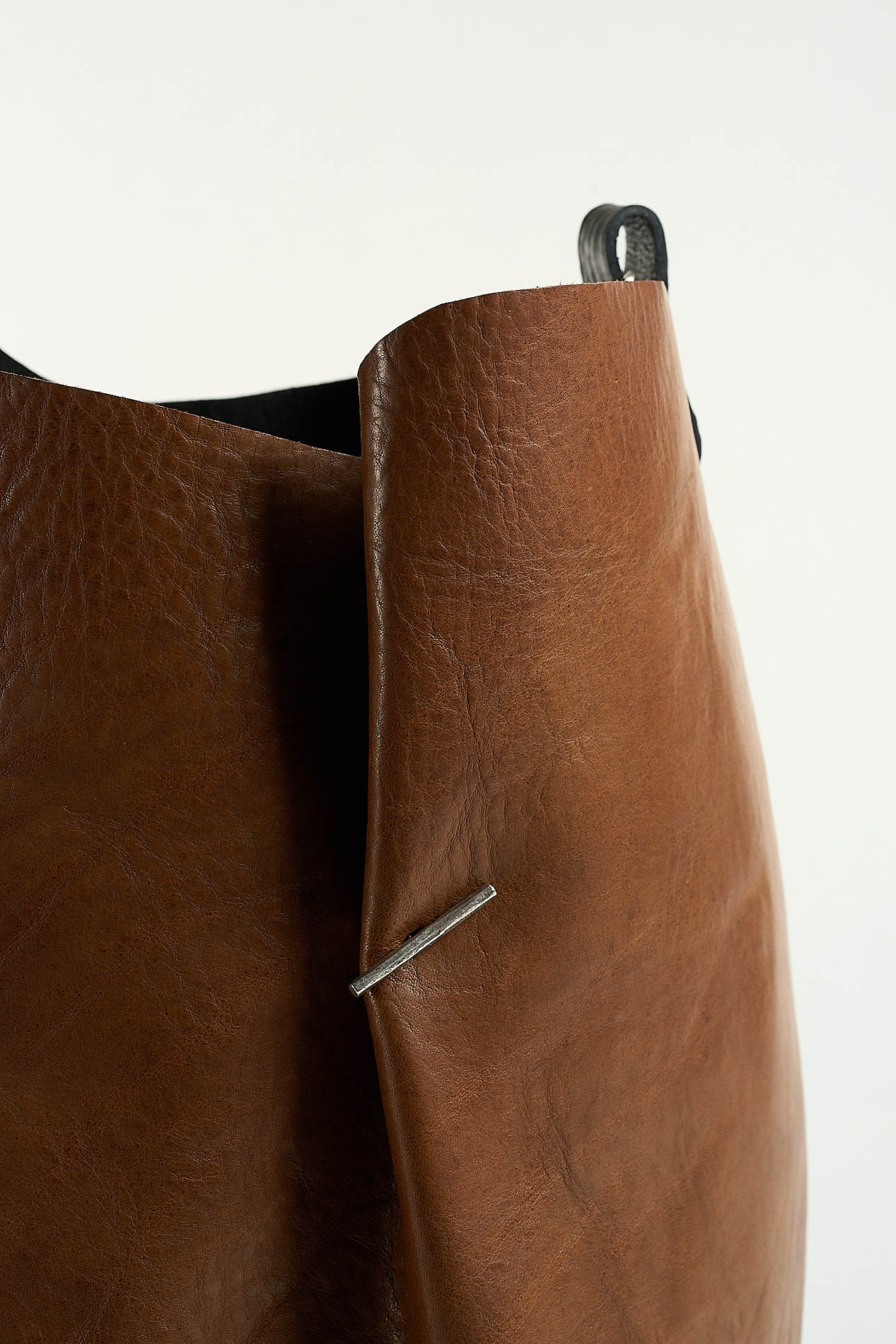daniele basta leather and silver bags - DETAIL
